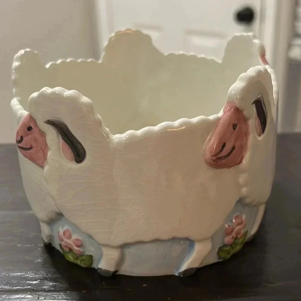 Vintage Lamb Planter - Picture 3 of 5